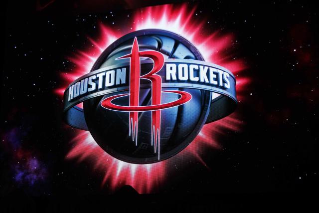 巴媒：奥斯卡此前并无严重心脏问题病史，医生正调查异常原因（巴西媒体：奥斯卡此前无重大心脏病史，医生正调查异常成因）