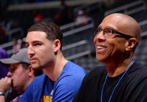 懂球译站 ｜ 英超想卫冕，为何这么难？（懂球译站 ｜ 英超卫冕为何如此艰难？）