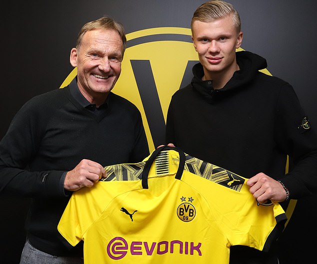 国脚连续两场关键进球