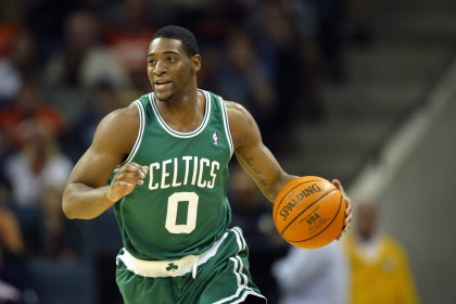 法甲前瞻：梅斯三连败联赛垫底，大巴黎伤病严重状态有所起伏（法甲前瞻：梅斯三连败垫底，巴黎伤兵满营状态不稳）