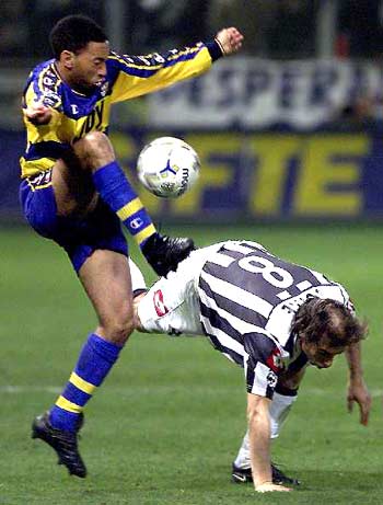 巴萨高管：市政府对诺坎普工程进展很满意，预计22日可以回归（巴萨高层：市府对诺坎普改造进度满意，球队预计22日重返主场）